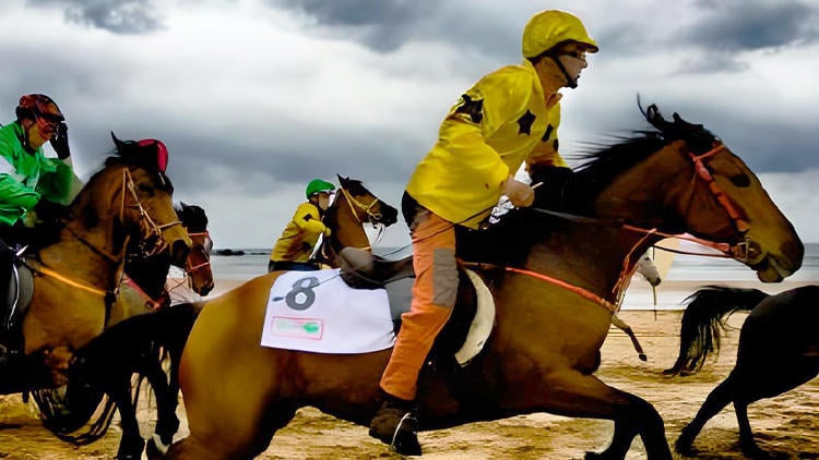carrera caballos playa ribadesella Carrera de Caballos playa de Ribadesella