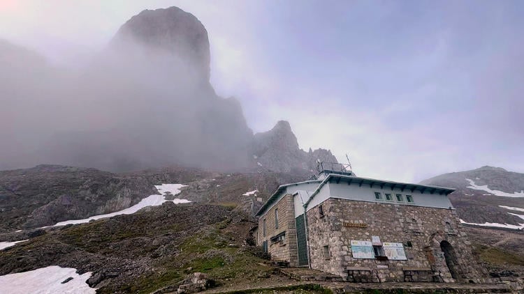 picu urriellu refugio Rutas al Picu Urriellu