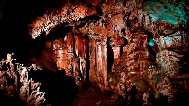 cuevas asturias candamu