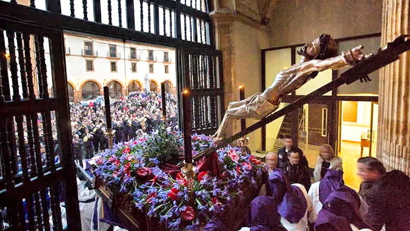 Cofradías de la Semana Santa Oviedo