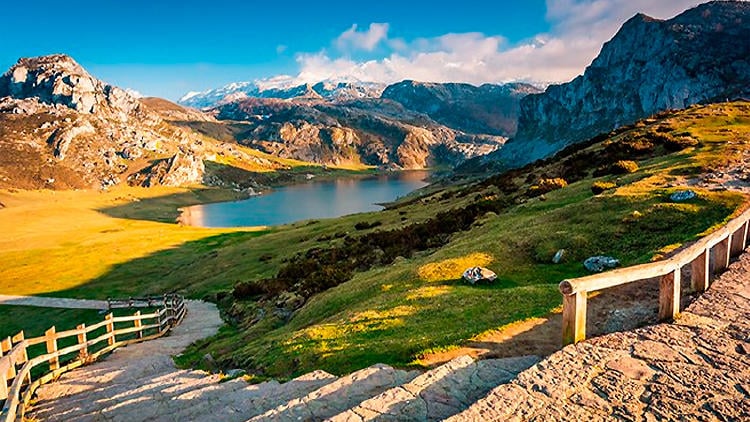 Qué ver en Covadonga: Lagos, Santuario, Basílica...