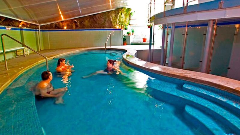 Balnearios Asturias Casona Mestas