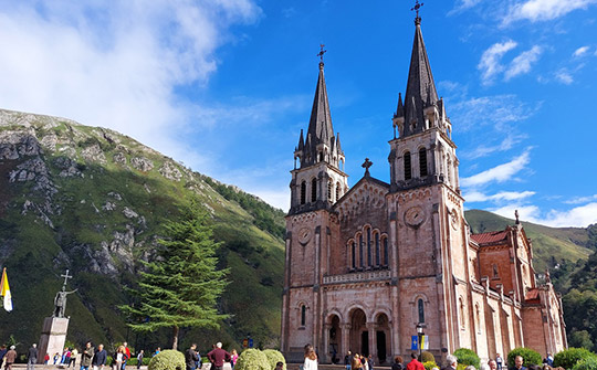 Camina a Covadonga: la Travesía Andariega